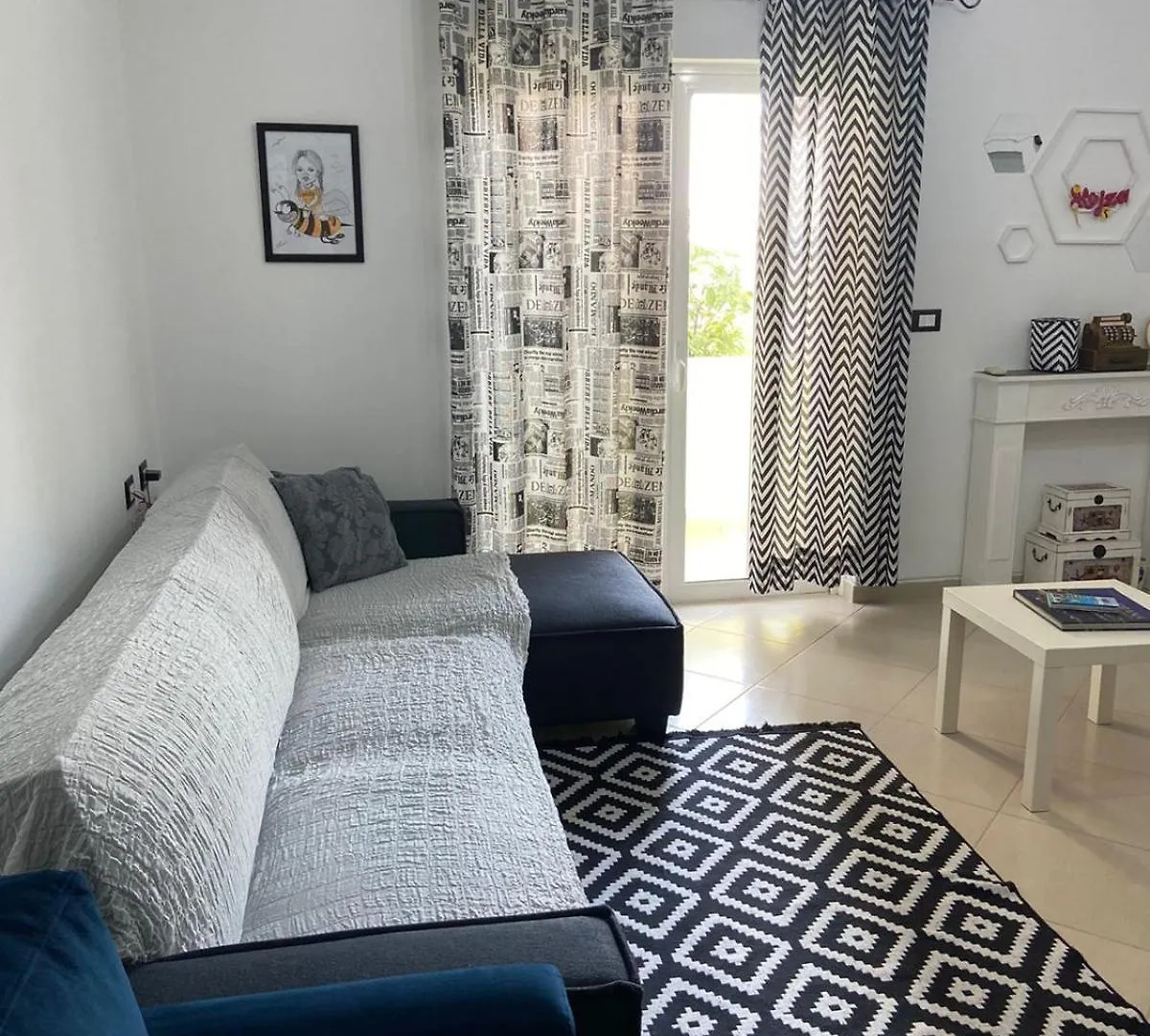 Andris Ylli & Hojza Apartments Saranda Albanie